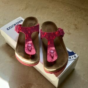 Birkenstock Gizeh sandals